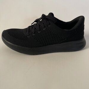 Women's Kizik Lima Black Sneaker